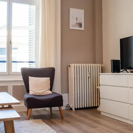 L'hotel De - Joli Petit T2 En Centre-ville ポアティエ